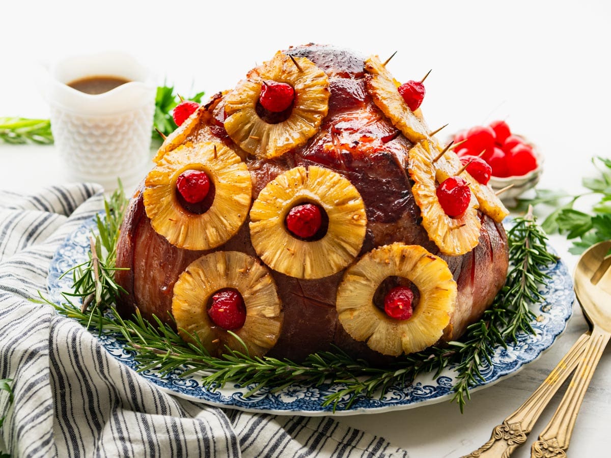 Classic Brown Sugar Glazed Ham: Mastering Pineapple & Cherry Flavor